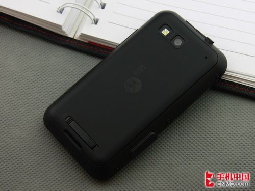 摩托罗拉DEFY跌至冰点 Android三防机