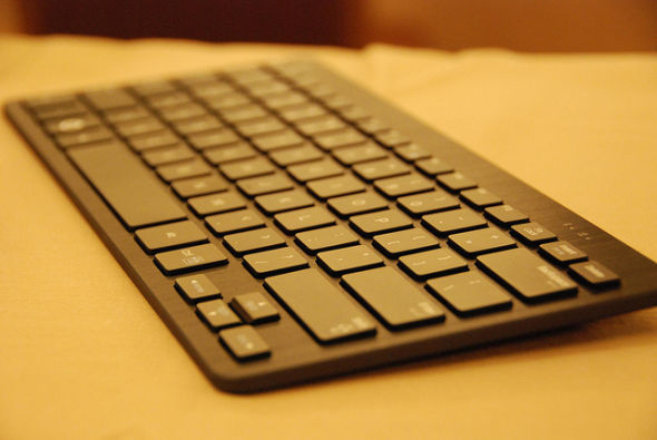 三星 Series 7 Slate PC 型号 700T1A