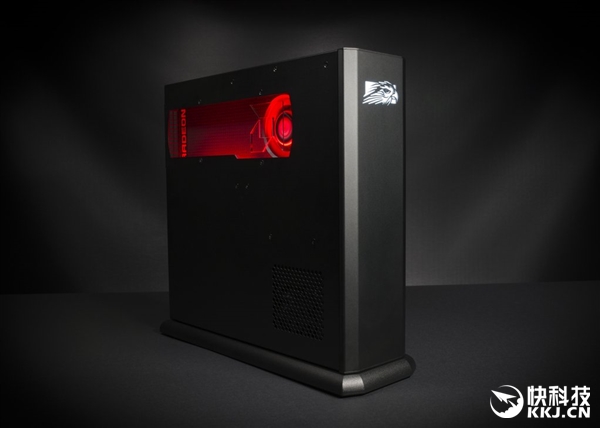 AMD大秀双芯卡皇:VR虚拟现实就靠它了!