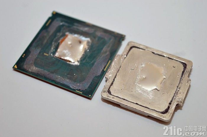 Plotka-_1.08_Intel_zaprezentuje_CPU_z_lutowanym_IHS,_zdolne_uzyskać_5,5_GHz.jpg