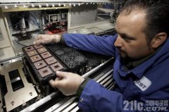 IBM Power Ӣض򽫸ܵ -